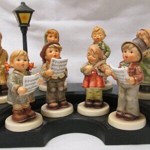 M I Hummel Kinder Choir